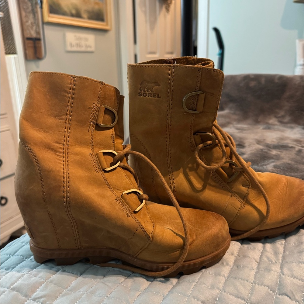 Sorel Tan Wedge Ankle Boots with Lace-Up Design
